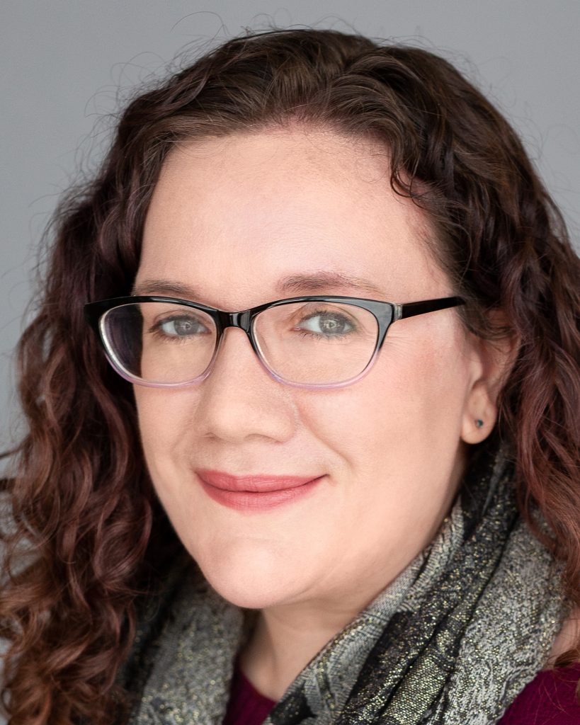 Elizabeth Moreau Nicolai headshot