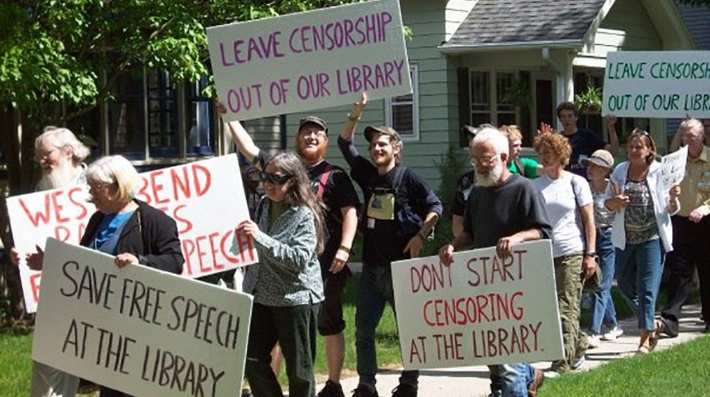 Anti-censorship protestors in Wisconsin in 2009