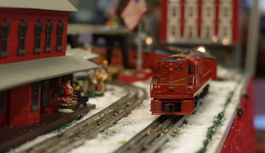 Model train at Ocean City branch of Worchester County Public Library