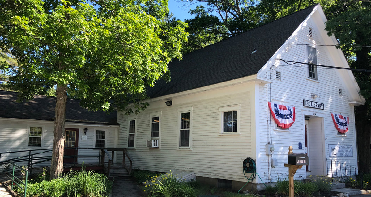 Lee Public Library
